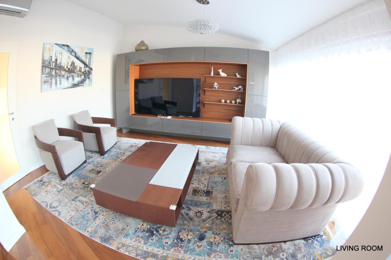 Luxury Marina View Apartment איזולה מראה חיצוני תמונה