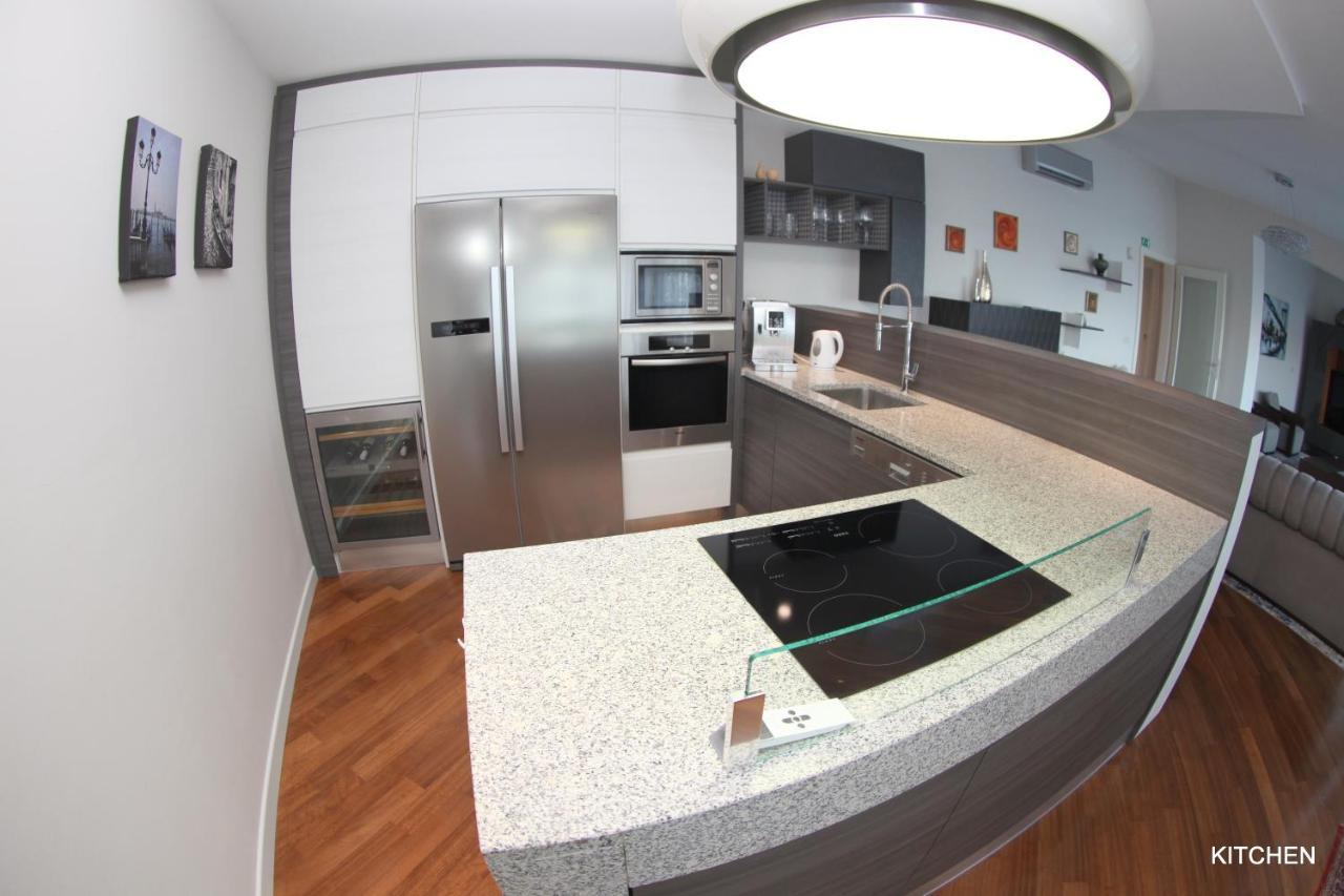 Luxury Marina View Apartment איזולה מראה חיצוני תמונה