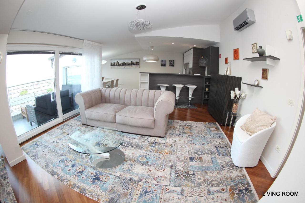 Luxury Marina View Apartment איזולה מראה חיצוני תמונה