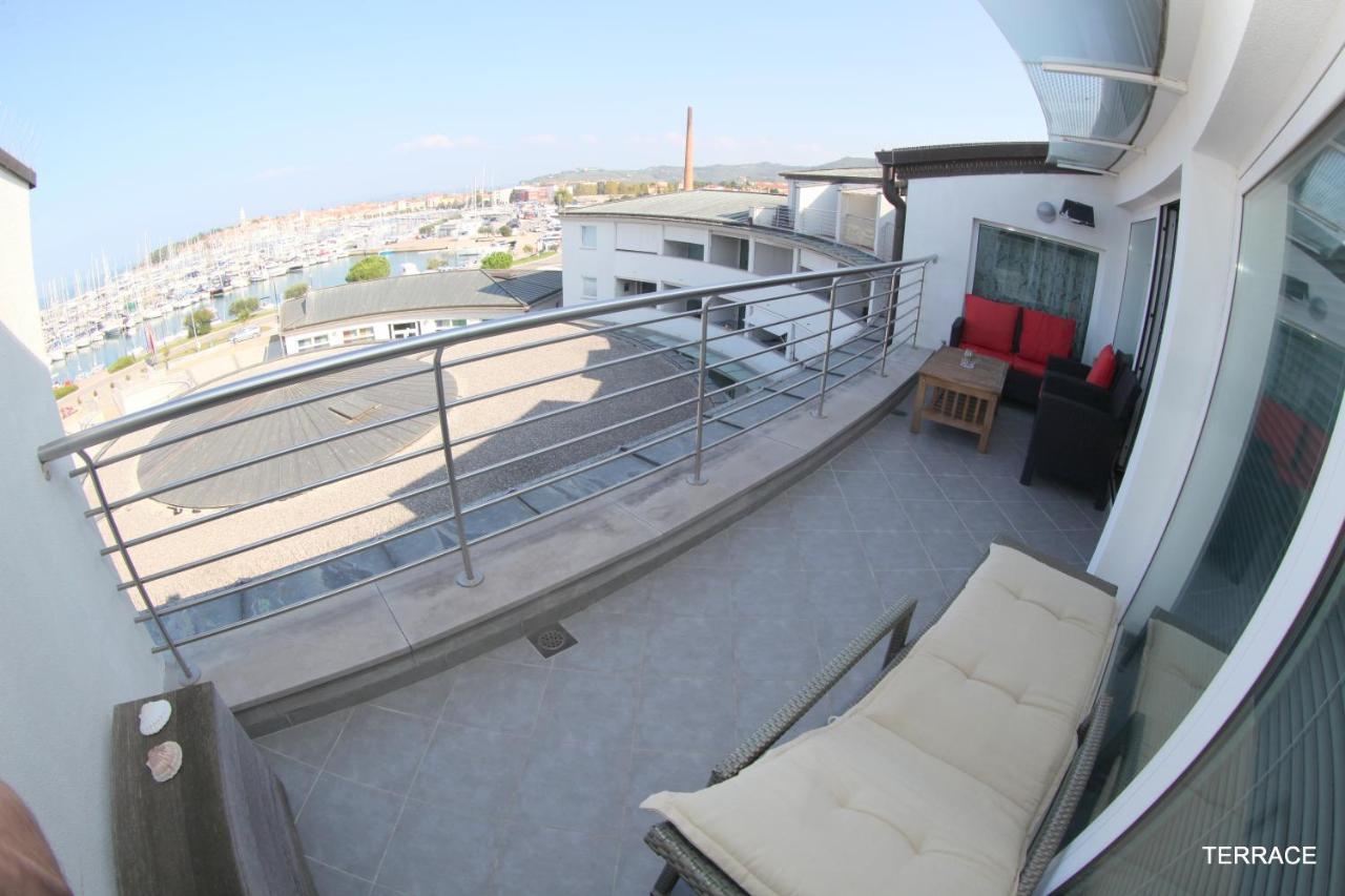 Luxury Marina View Apartment איזולה מראה חיצוני תמונה