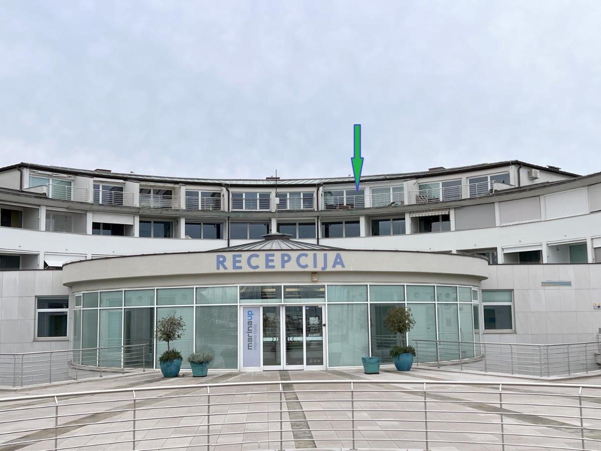Luxury Marina View Apartment איזולה מראה חיצוני תמונה